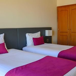 Double or Twin Room Sea View